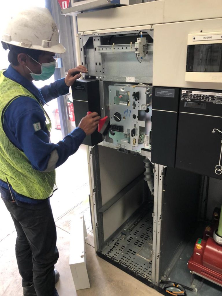 PT. MORIROKU - TSRT Preventive Maintenance MV Kubikel 1 PT SARANA ENERGI INVESTAMA WhatsApp Image 2019 04 05 at 21.30.45 1 - ELECTRICAL & INDUSTRIAL SUPPLIER - SYSTEM INTEGRATOR - SERVICE & MAINTENANCE SUBCONTRACTOR