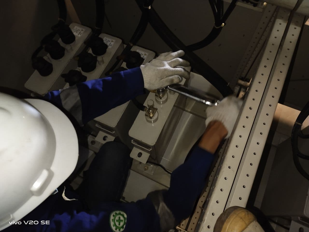 as2 - ELECTRICAL & INDUSTRIAL SUPPLIER - SYSTEM INTEGRATOR - SERVICE & MAINTENANCE SUBCONTRACTOR