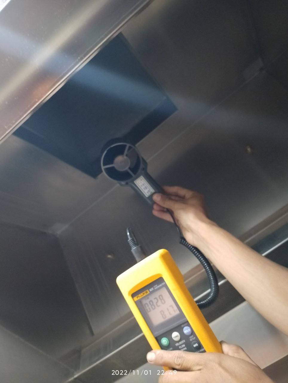 cleaning ducting hvac 1 - Your Trusted HVACR Solution Partner
