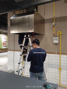 Maintenance General Cleaning Ducting dan Exhaust Fan Kitchen Mall 10 PARTNERHVACR.ID photo 2022 11 02 22 59 29 - Your Trusted HVACR Solution Partner